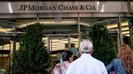Печалбата на JPMorgan надмина очакванията на Wall Street
