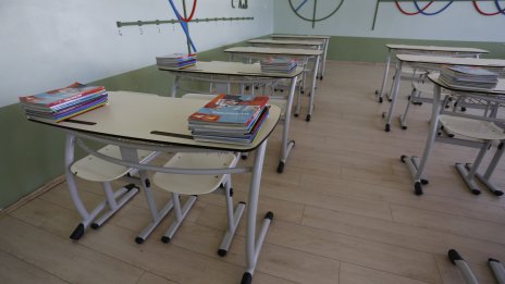 2500 пенсионирани учители ще се върнат на работа заради недостига на кадри