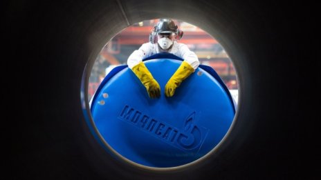 „Газпром“ e увеличила натоварването по „Турски поток“ над два пъти за година