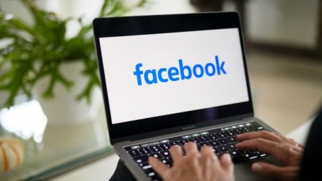 Превърна ли се Facebook в оръжие за сплашване?