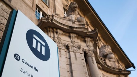 Високи провизии заради коронавируса смъкват Swiss Re в зоната на загубите