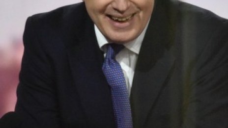 Джонсън към британците: Живейте безстрашно, но с разум