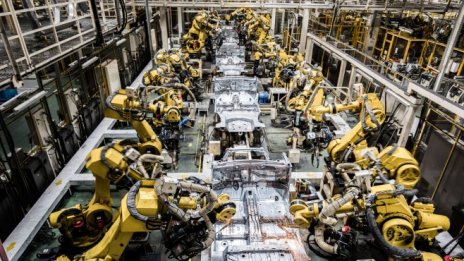 Великобритания отчете най-слабия септември за продажбите на коли от 20 години