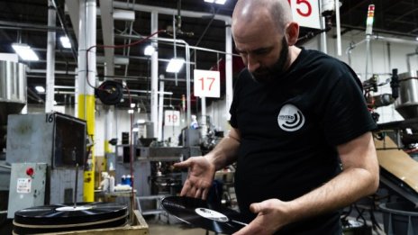 Секторът на услугите в САЩ се разширява на фона на засилената бизнес активност