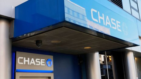 Над печалбата на американските банки надвисват все повече облаци 