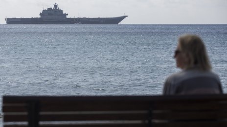 Русия губи славата на военноморска сила, не успя да ремонтира единствения си самолетоносач