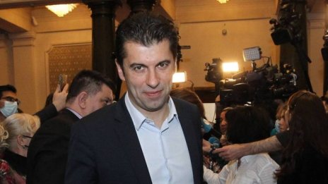 България ще има дерогация от петролното ембарго срещу Русия до 2024 г.