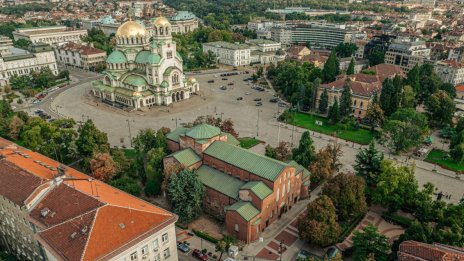От началото на декември НС няма да използва зоната за охрана на площад "Св. Ал. Невски"