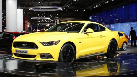 Mustang пристигна в Париж