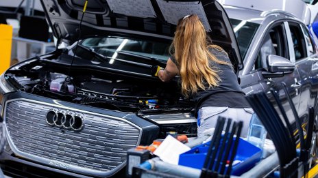 Персоналът на Audi иска гаранции за сигурността на работните места