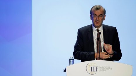 Вилерой: ЕЦБ ще вдигне лихвите няколко тримесечия след края на количествената програма