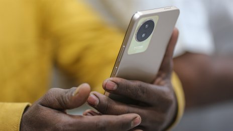 Гласови ботове помагат на индийски стартъпи да се конкурират с OpenAI