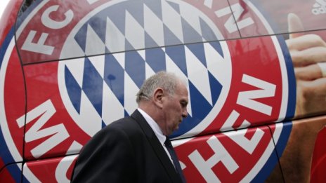 Ули Хьонес ще трябва да се яви пред Темида