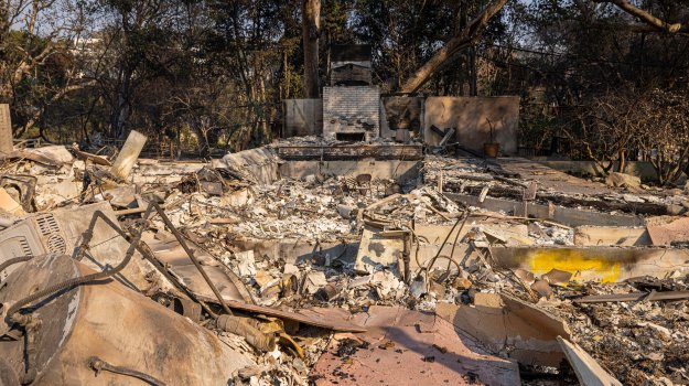 Как климатичните промени се превърнаха в най-големия кошмар за жилищния пазар