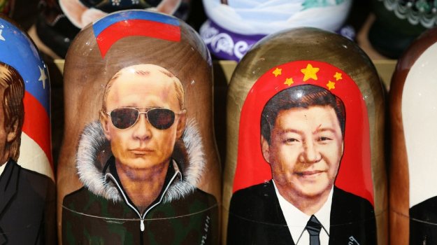 Путин отива в Китай с голямата кошница, но отношението на Си може да го изненада