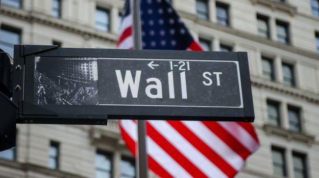 S&P 500 отбеляза първото си затваряне над 7800 пункта
