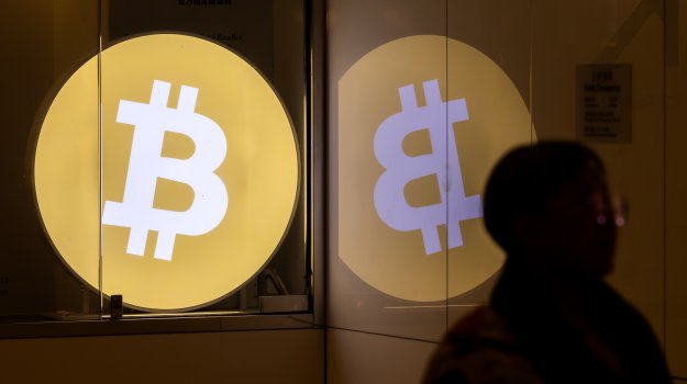 Отливът на 235 млрд. долара от биткойна говори за много по-голяма промяна в криптосектора