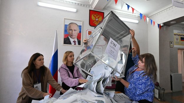 Управляващата &bdquo;Единна Русия&ldquo; получи 57% от гласовете при рекордна активност на изборите