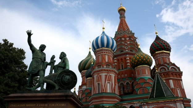 Владимир Путин нареди незабавно преструктуриране на руската икономика