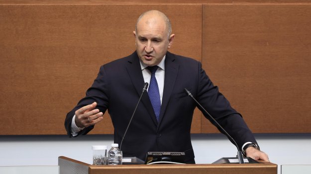 Румен Радев: Работи се по централен електронен регистър за цените на храните