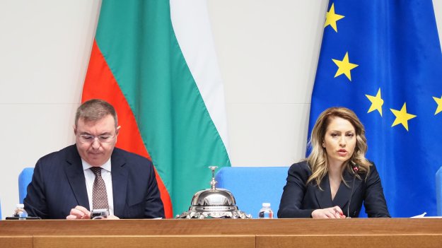 Изненадващо управляващите вкараха Бюджет 2026 в парламента, ПП-ДБ обяви протест