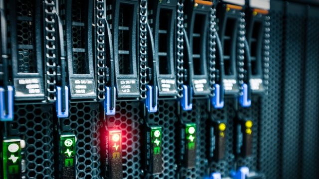 Cloud пазарът мина годишен обем от 246 млрд. долара през 2017 г.