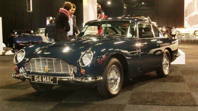 <p>
	Моделът Aston Martin DB5, притежаван някога от Пол Маккартни. <em>Снимка</em>: <em>RM Auctions&nbsp; </em></p>
