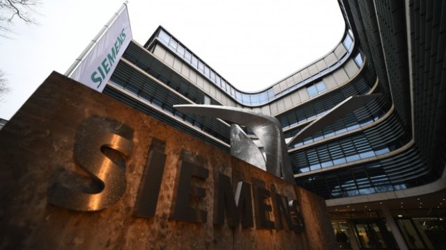 <p>
	Централата на Siemens в Мюнхен. <em>Снимка: Andreas Gebert/Bloomberg</em></p>
