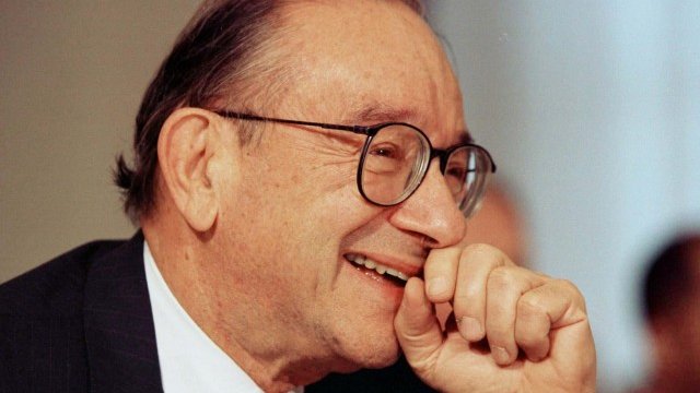 <p style="text-align: justify;">
	Алън Грийнспан, председател на Фед в периода 1987-2006 г.<em> Снимка: Ройтерс</em></p>
