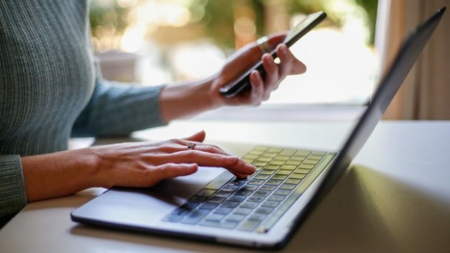 <p>
	<em>Снимка:&nbsp;Hollie Adams/Bloomberg</em></p>
