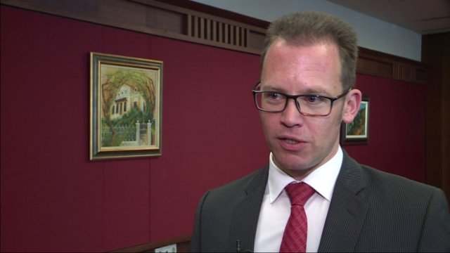 <p>
	Кристиан Шпар, директор на медийната програма на фондация &quot;Конрад Аденауер&quot; за Югоизточна Европа. <em>Снимка: Bloomberg TV Bulgaria</em></p>
