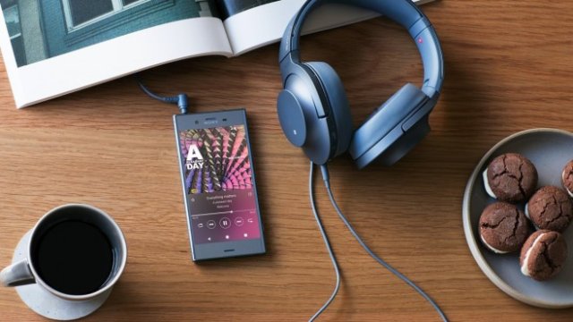 <p>
	<em>Снимки: Sony</em></p>
