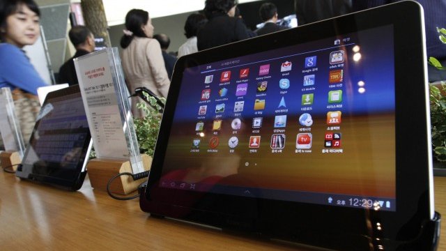 <p>
	Samsung продължава да залага на Android. <em>Снимка: Ройтерс</em></p>
