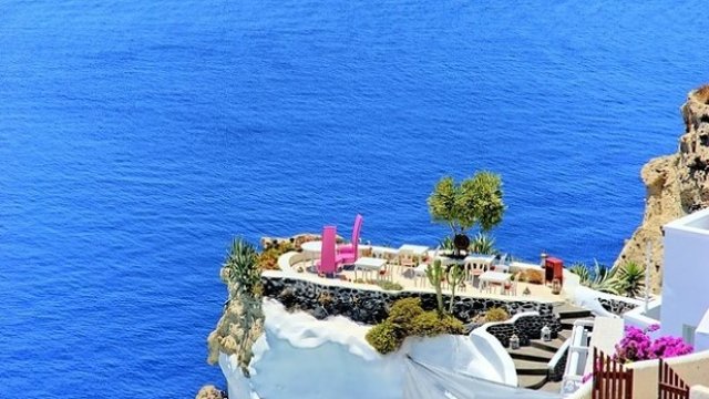 <p>
	Засега почивката на българи в Гърция за Великден остава под въпрос. <em>Снимка:&nbsp;https://pixabay.com</em></p>
