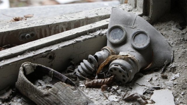 <p>
	<em>Снимка от изоставения след аварията през 1986 година град Припят, край който се намира АЕЦ &quot;Чернобил&quot;. Снимка: Архив Ройтерс</em></p>
