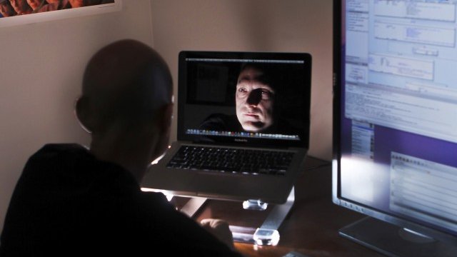 <p>
	Агентите на NSA и ФБР от поне шест години са следели сървърите на редица интернет компании - с тяхно разрешение. <em>Снимка: Ройтерс</em></p>
