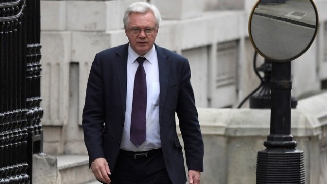 <p>
	Дейвид Дейвис. <em>Снимка: Ройтерс</em></p>
