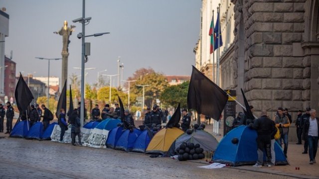 <p>
	<em font-size:="" pt="" style="color: rgb(102, 102, 102); font-family: ">Снимка: Димитър Кьосемарлиев, Investor Media Group</em></p>
