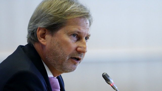 <p>
	Йоханес Хан.&nbsp;<em>Снимка: архив Ройтерс</em></p>
