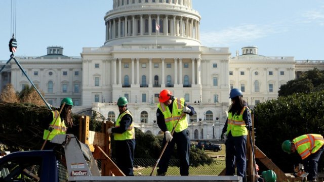 <p>
	Пазарът на труда в САЩ е близо до пълна заетост. <em>Снимка: Ройтерс</em></p>

