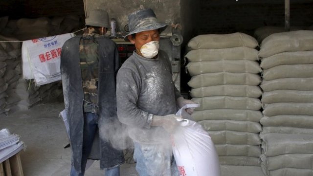 <p>
	Китайската икономика продължава да расте с бързи темпове. <em>Снимка: Getty Images News</em></p>
