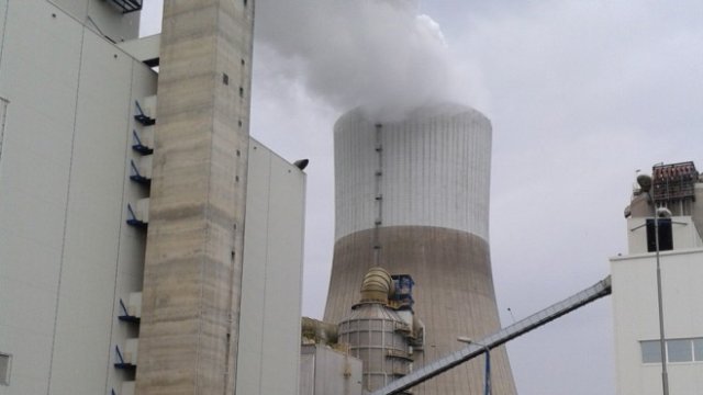 <p>
	AES Гълъбово. <em>Снимка: Investor.bg</em></p>
