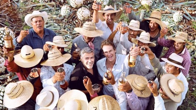 <p>
	<em>Снимка: Casamigos Tequila Facebook page</em></p>
