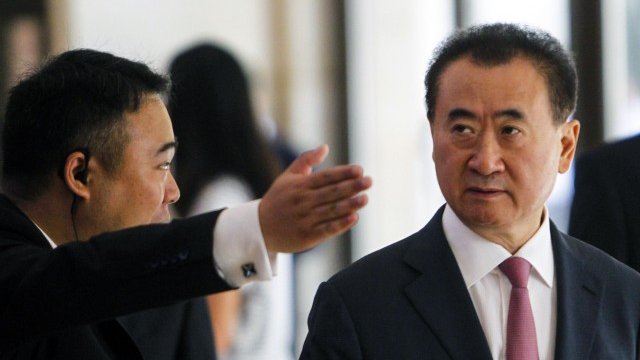 <p>
	Основният собственик на Dalian Wanda - Уан Дзиенлин, е третият най-богат милиардер в Азия за миналия месец. <em>Снимка: Ройтерс</em></p>
