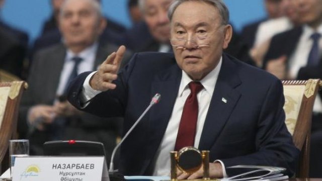 <p>
	Президентът на Казахстан Нурсултан Назарбаев. <em>Снимка: Ройтерс</em></p>
