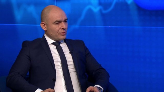 <p>
	Мирослав Петров, главен директор &quot;Продажби&quot; във Vivacom. <em>Снимка: Bloomberg TV Bulgaria</em></p>
