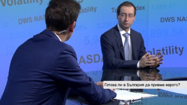 <p style="text-align: justify;">
	Димитър Чобанов. <em>Снимка: Bloomberg TV Bulgaria</em></p>
