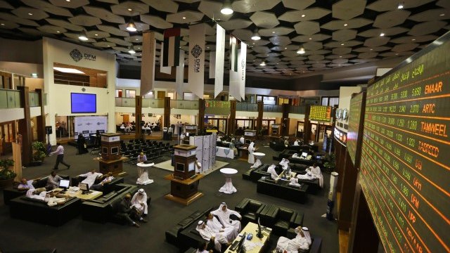 <p style="text-align: justify;">
	Дубайската фондова борса. <em>Снимка: Ройтерс</em></p>
