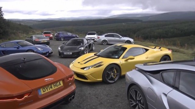 <p>
	Претендентите за спортен автомобил на годината на EVO. Снимка: EVO</p>
