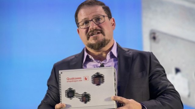 <p>
	Кристиано Амон, президент на Qualcomm, представя Snapdragon Ride по време на технологичното изложение в Лас Вегас CES 2020. <em>Снимка:&nbsp;David Paul Morris/Bloomberg</em></p>
